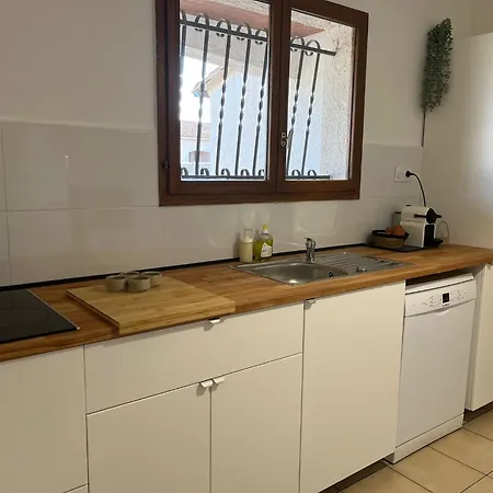 Casa vacanze Maison Paisible Avec Piscine Privée *